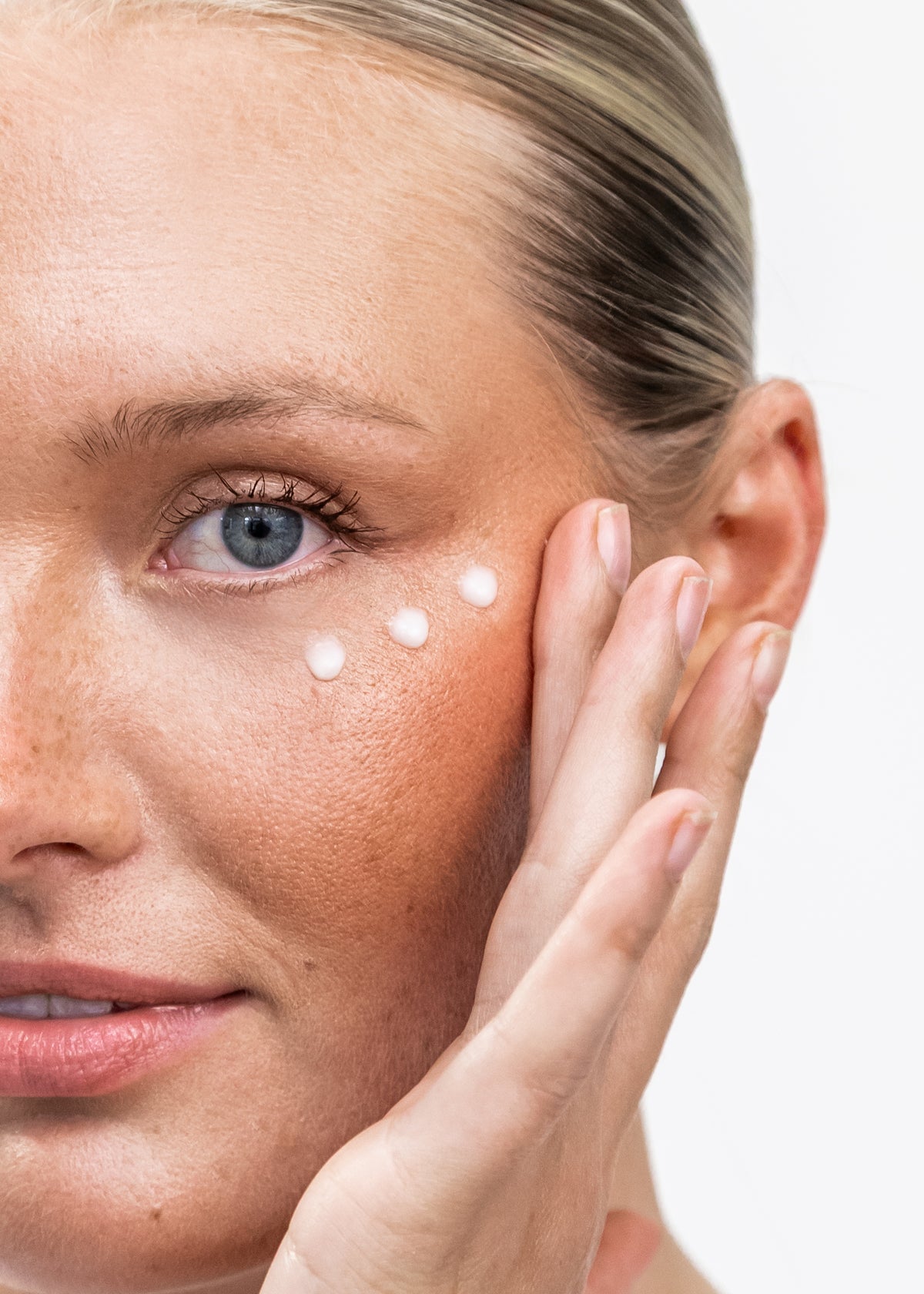 Plush Glow Eye Cream